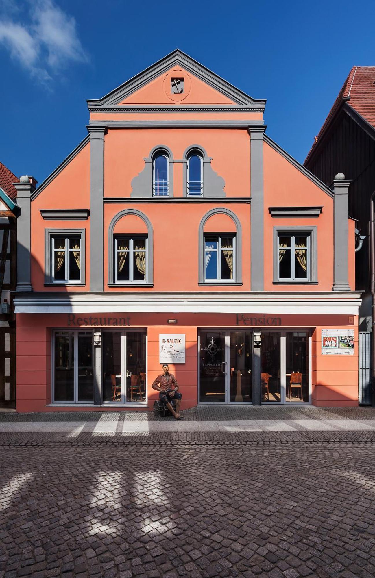 U-Nautic Restaurant & Pension Варен Екстер'єр фото