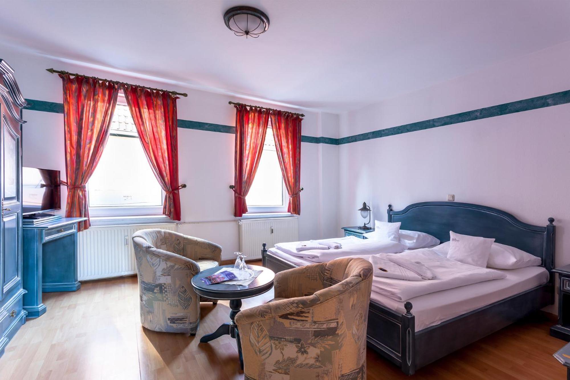 U-Nautic Restaurant & Pension Варен Номер фото